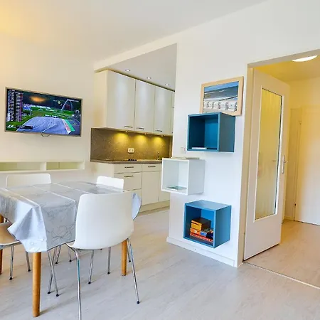 Haus Frauenpreiss F206 *